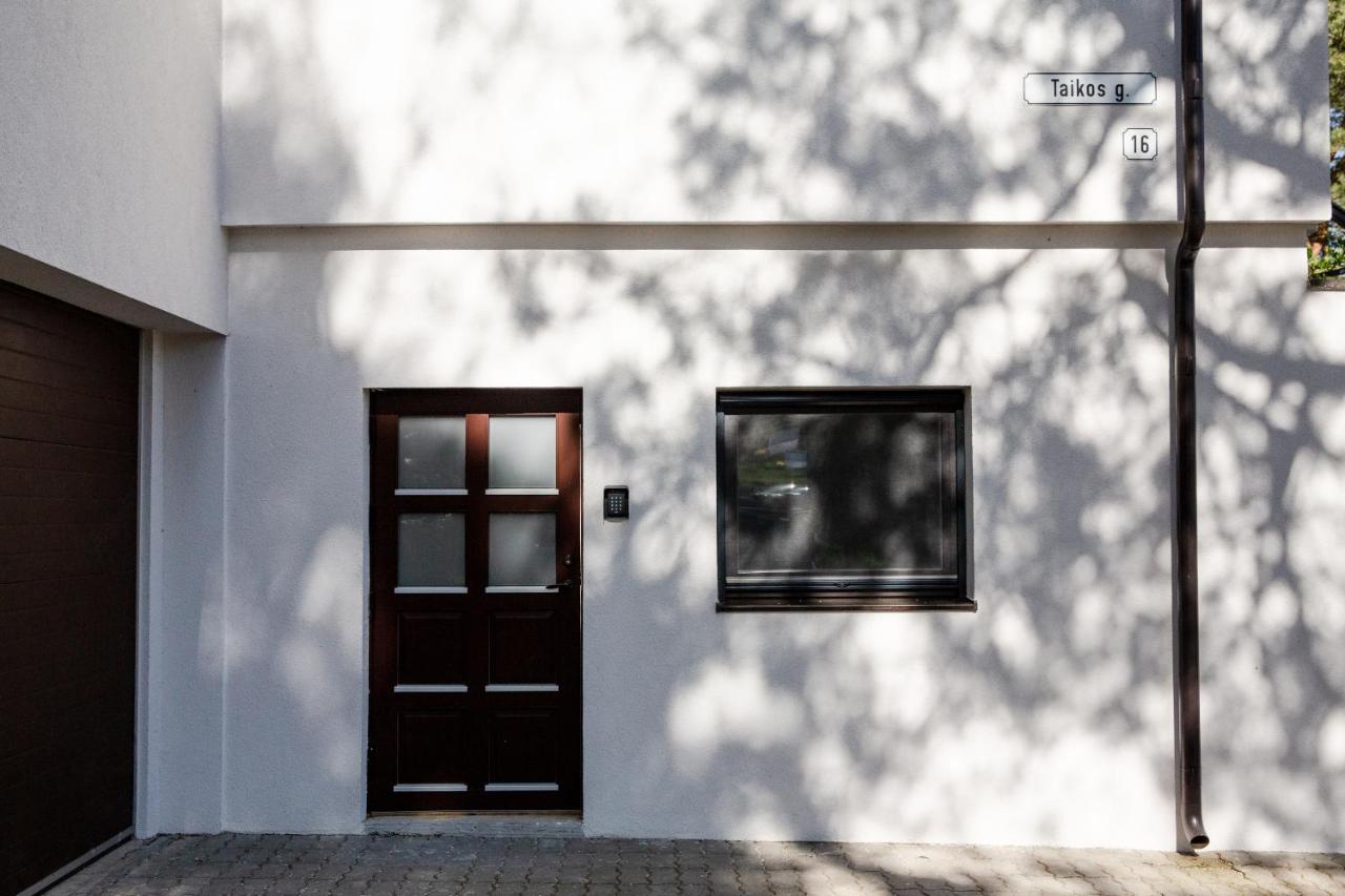 Dvi Nidos Hotel Exterior photo